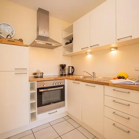 4 Im Eg Haus Stranddistel, Komfortable Fur 3 Personen In Zingst